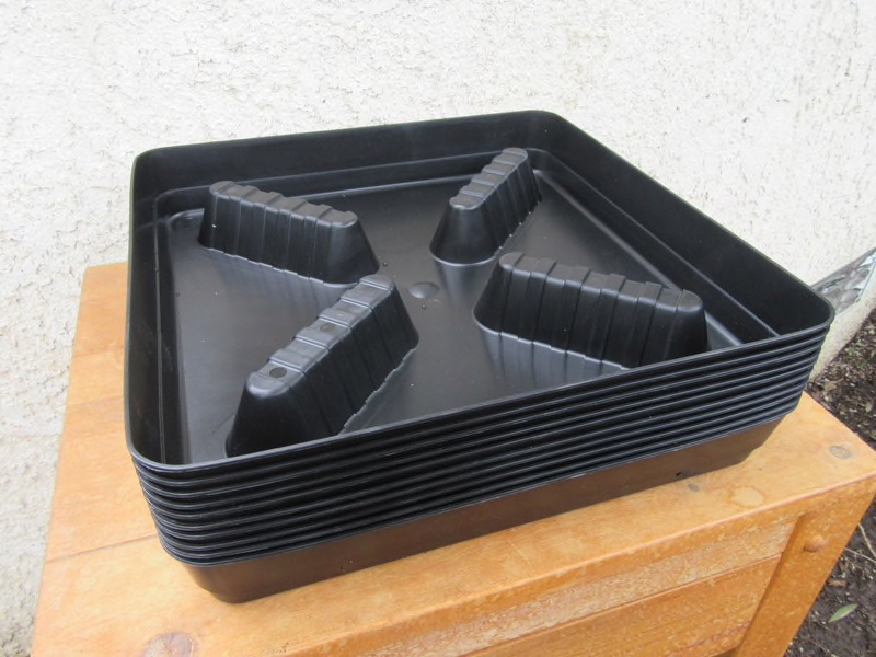 13” Square Pot Farmer