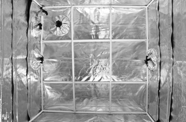 Gorilla Grow Tent, 4' x 4'